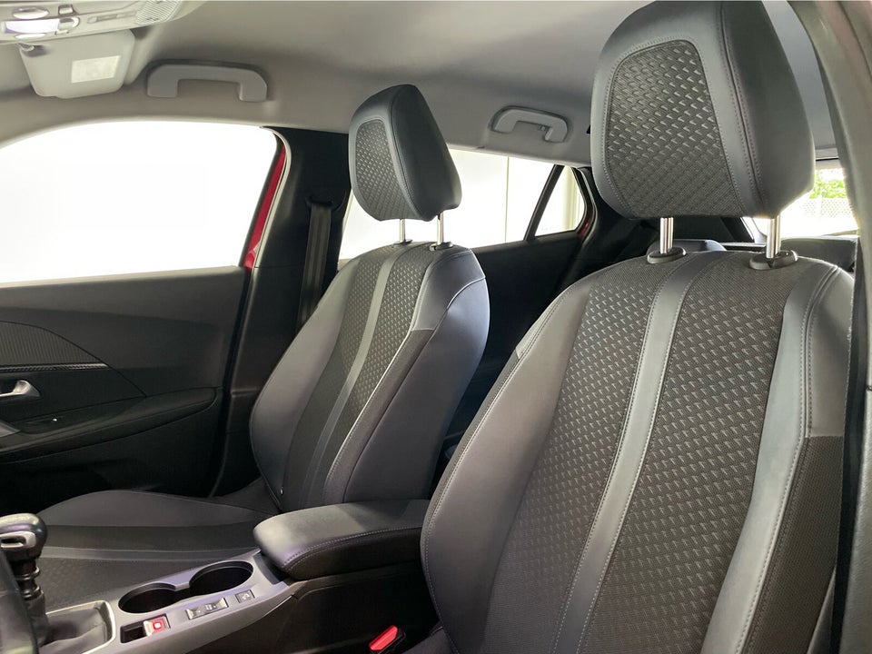 Peugeot 2008 1,2 PureTech 130 Edition+ 5d