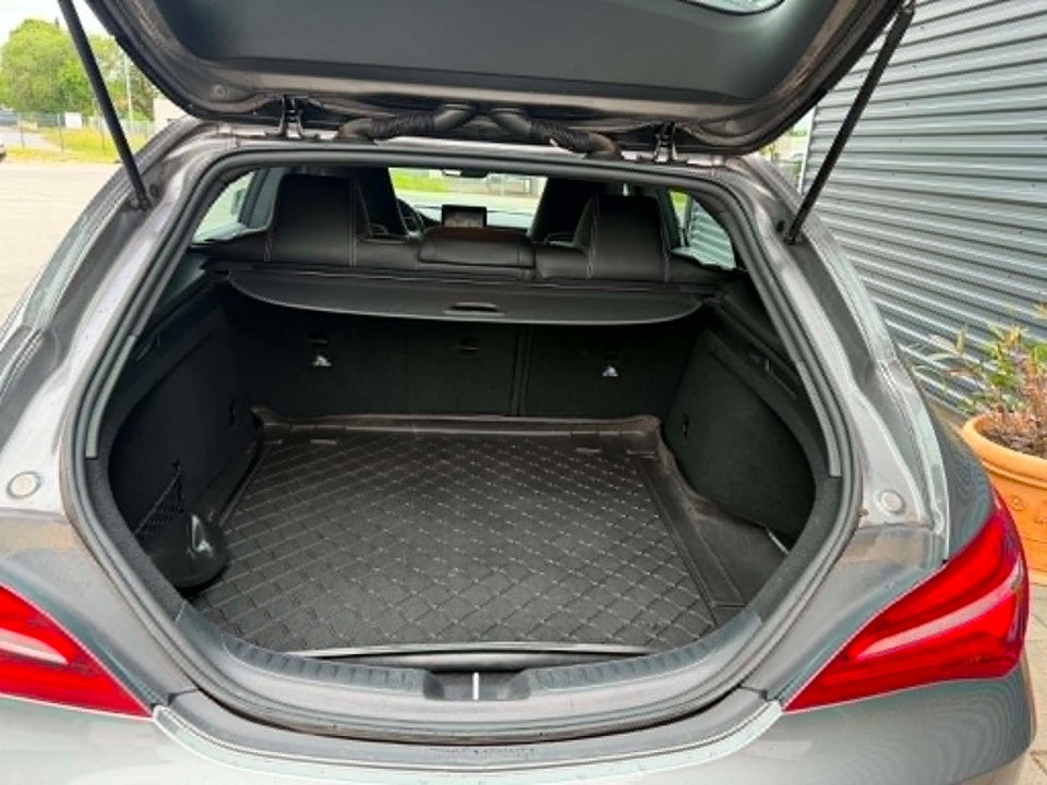 Mercedes CLA200 1,6 AMG Line Shooting Brake aut. 5d