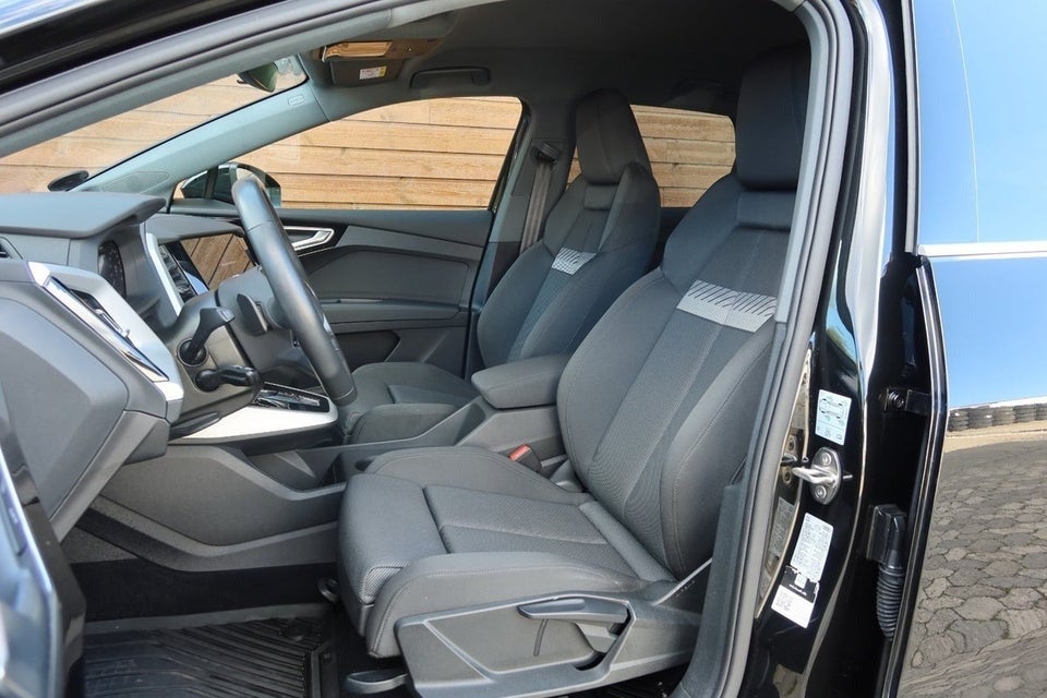 Audi Q4 e-tron 40 Attitude 5d