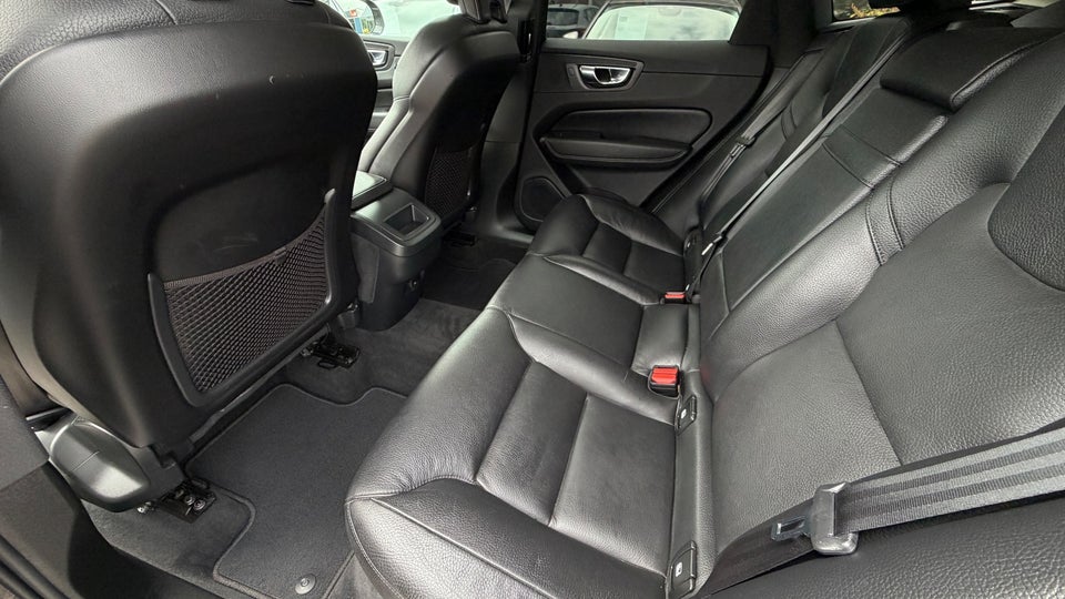 Volvo XC60 2,0 B4 197 Inscription aut. 5d