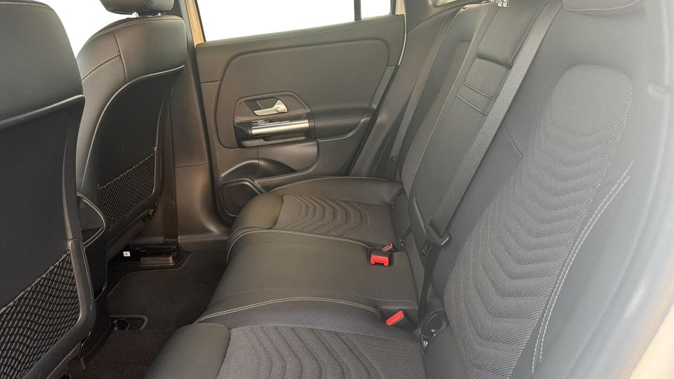 Mercedes EQA250+ Progressive 5d