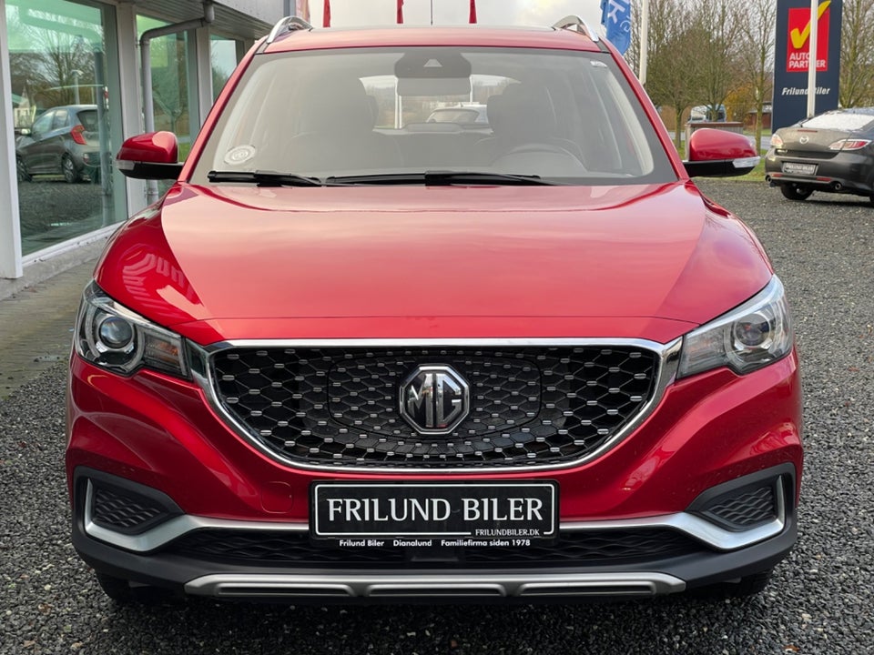 MG ZS EV Luxury 5d