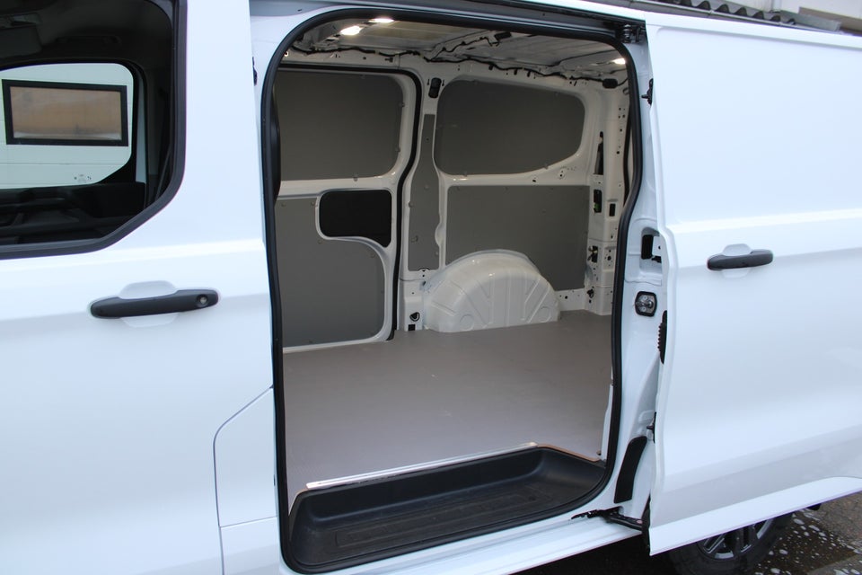 Ford Transit Custom 320S 2,5 PHEV Limited CVT