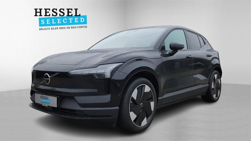Volvo EX30 Extended Range Plus 5d