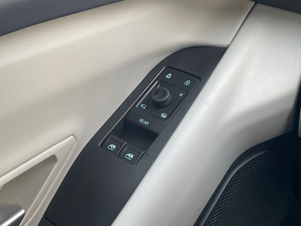 Ford Explorer 77 Select Extended Range 5d