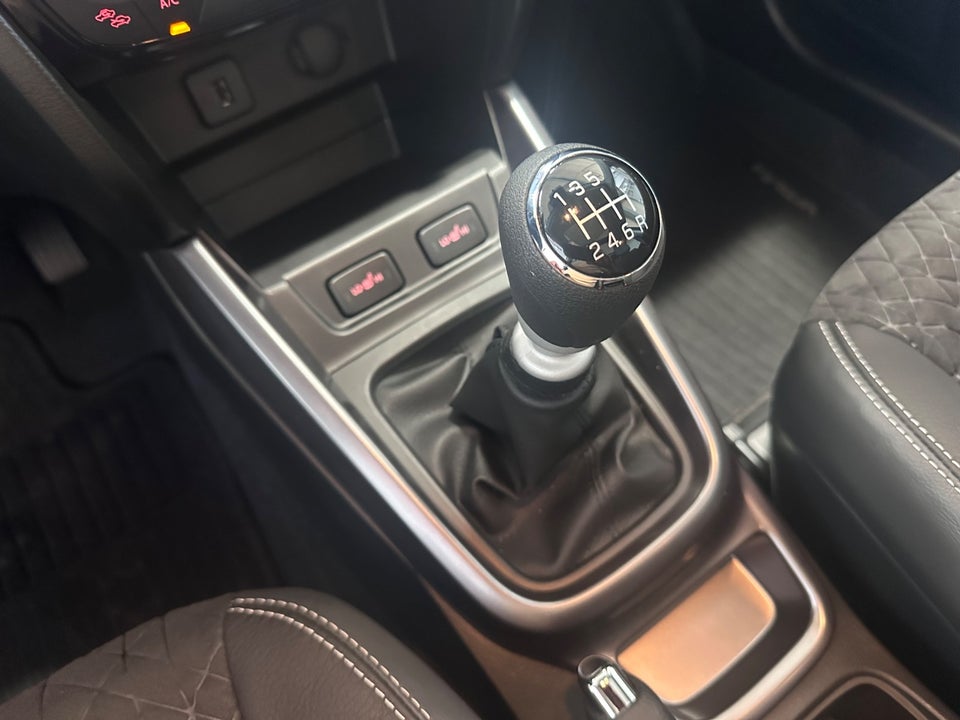 Suzuki Vitara 1,4 mHybrid Adventure 5d
