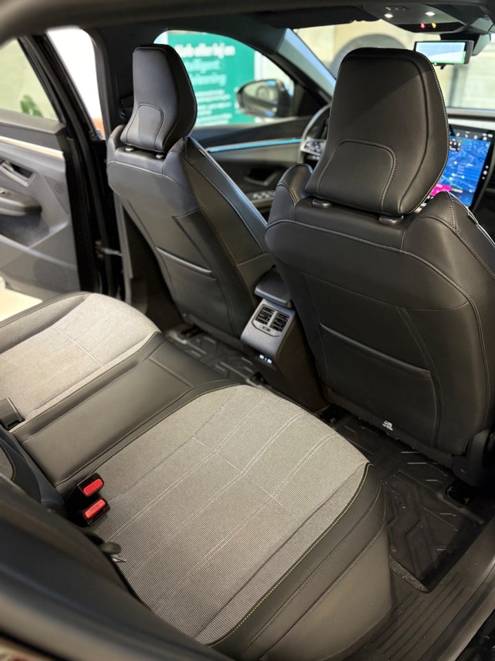 Renault Megane E-Tech 60 Techno 5d