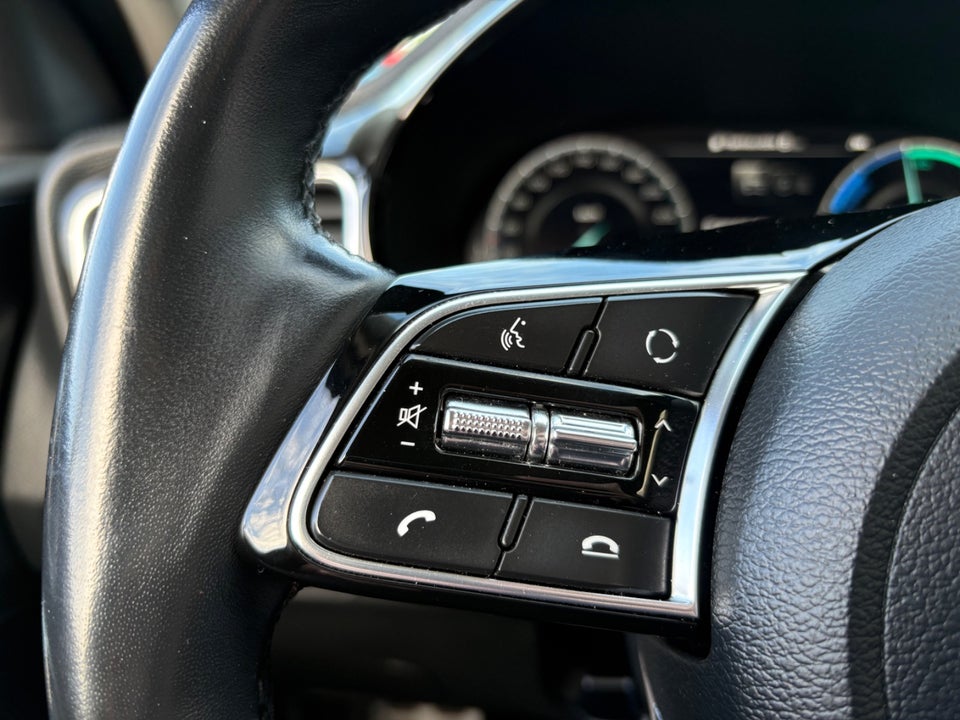 Kia Ceed 1,6 PHEV Upgrade SW DCT 5d