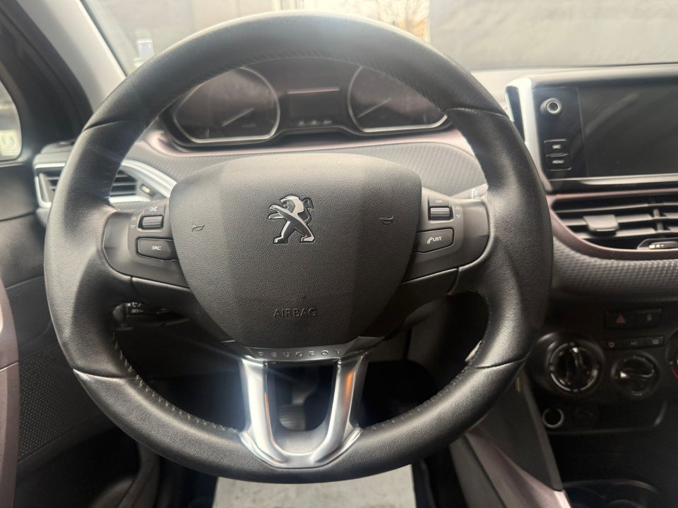 Peugeot 2008 1,2 VTi 82 Active 5d