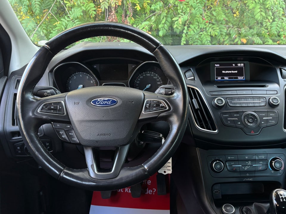 Ford Focus 1,0 SCTi 100 Titanium stc. 5d