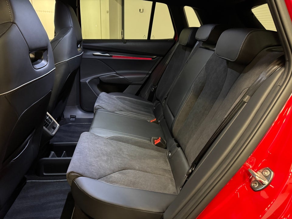 Skoda Elroq 85 iV Sportline Maxx 5d