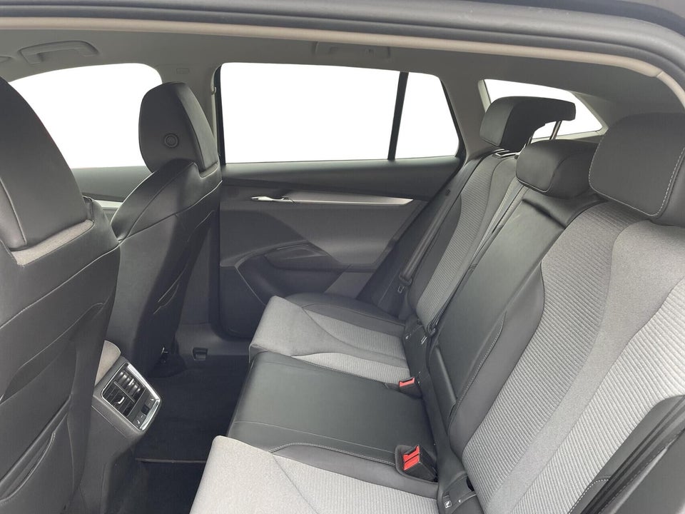 Skoda Enyaq 80 iV 5d