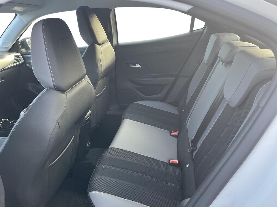 Opel Mokka-e 50 Elegance 5d