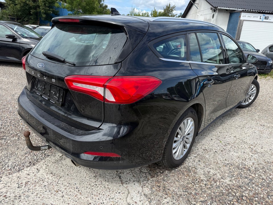 Ford Focus 1,0 EcoBoost Titanium stc. 5d