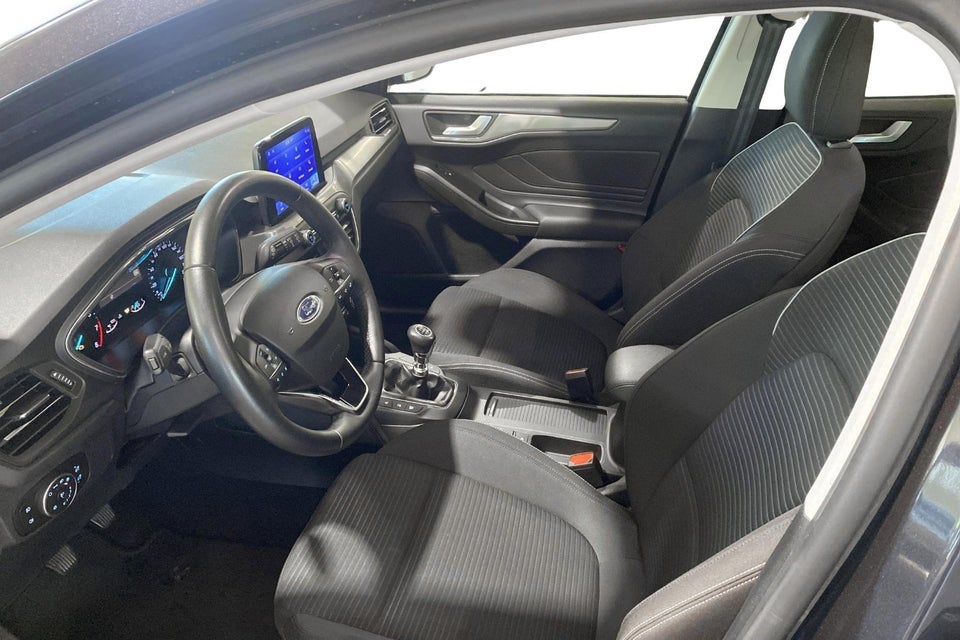 Ford Focus 1,0 EcoBoost mHEV Active stc. 5d