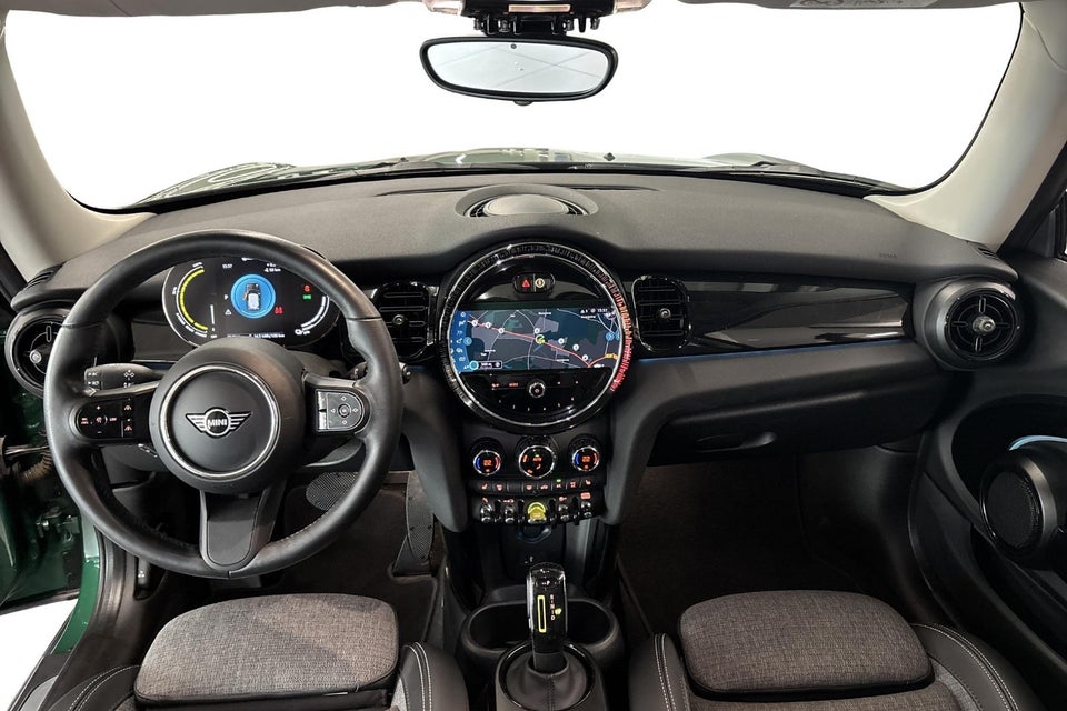 MINI Cooper SE Classic Trim 3d