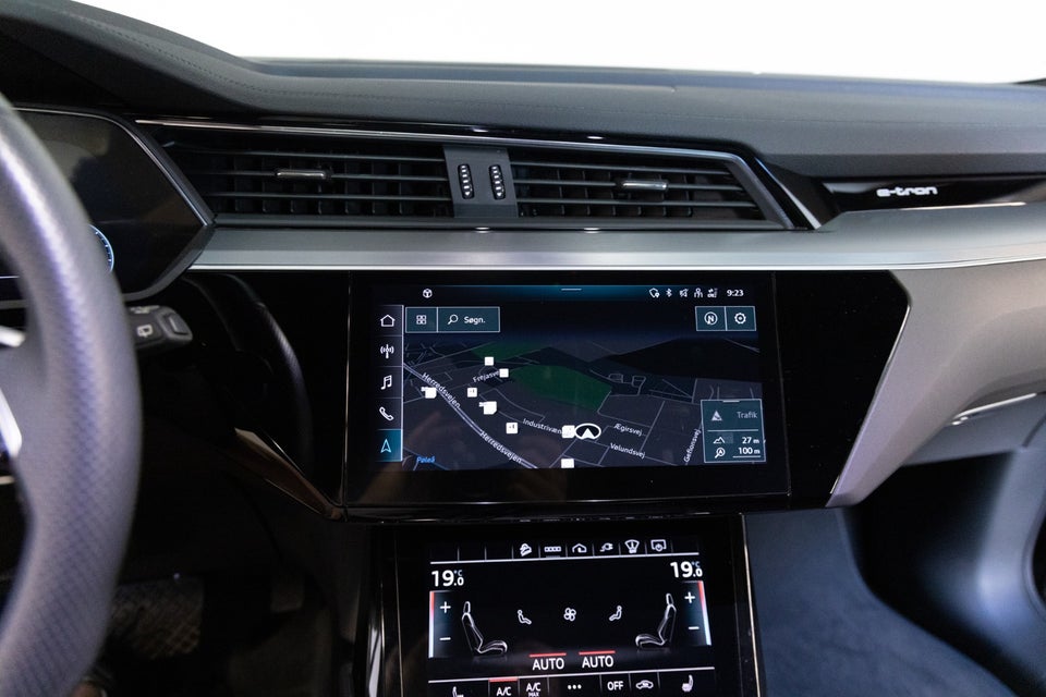 Audi e-tron 55 S-line quattro 5d