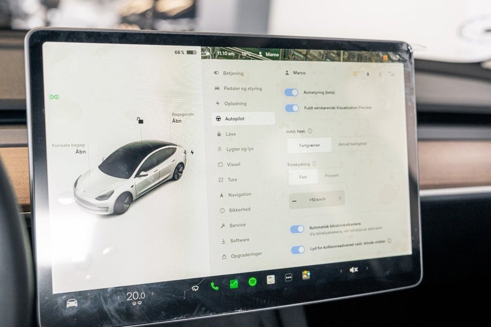 Tesla Model 3 Standard Range+ RWD 4d