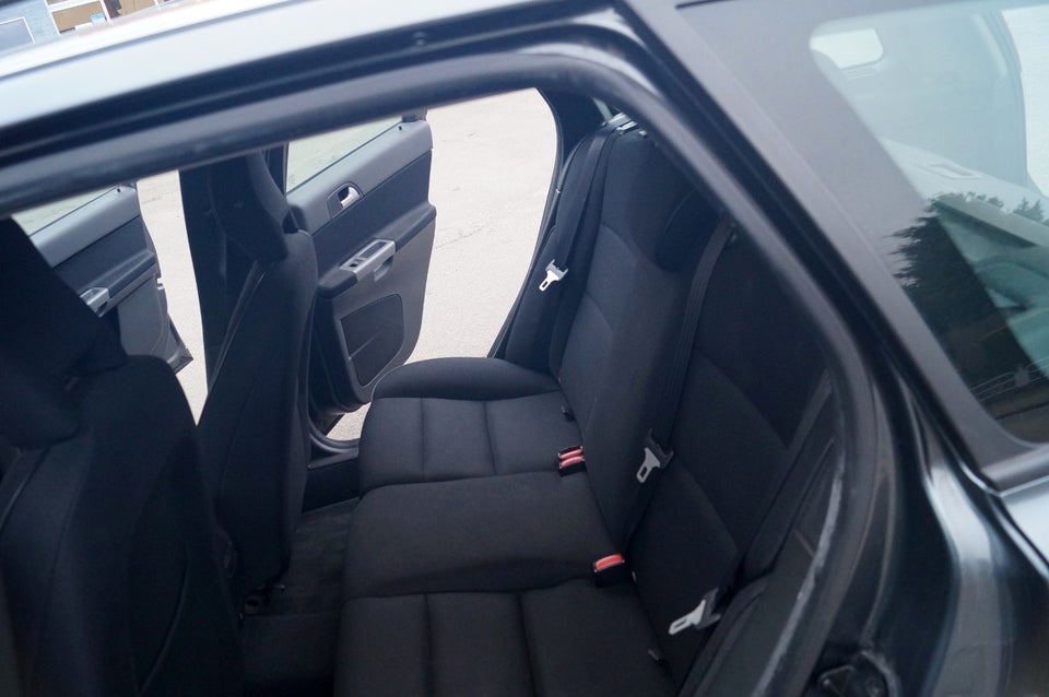 Volvo V50 1,6 D DRIVe 5d