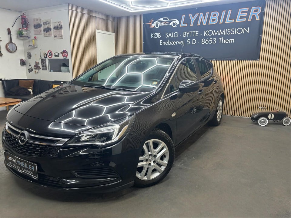 Opel Astra 1,6 CDTi 110 Enjoy 5d