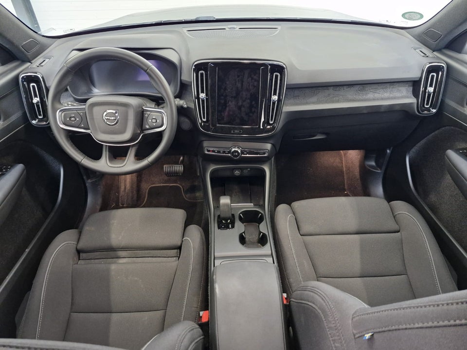 Volvo EX40 Extended Range Plus 5d