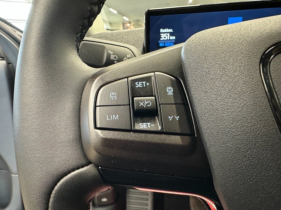 Ford Mustang Mach-E 75 Premium Standard Range 5d