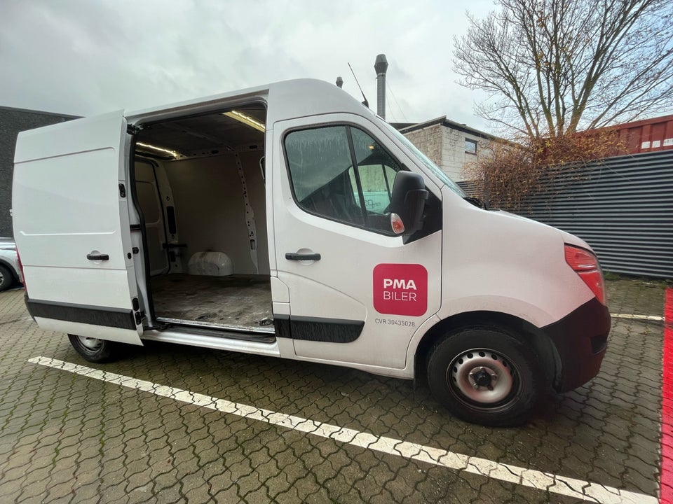 Nissan Interstar 2,3 dCi 180 L2H2 Tekna MTA Van