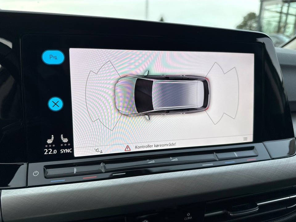 VW Golf VIII 1,5 TSi 130 Life Variant 5d