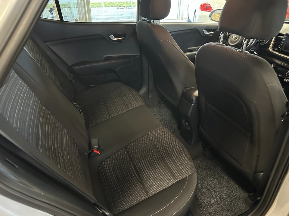 Kia Stonic 1,2 Attraction 5d