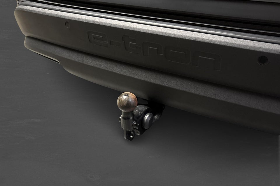 Audi Q4 e-tron 40 Attitude 5d