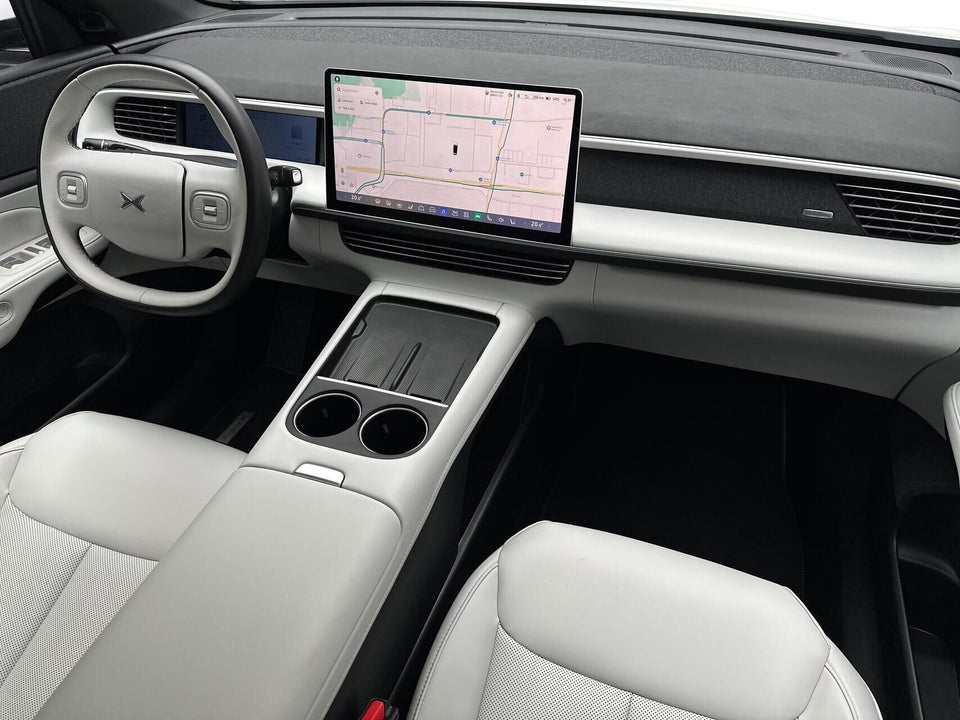 Xpeng G6 Performance 5d