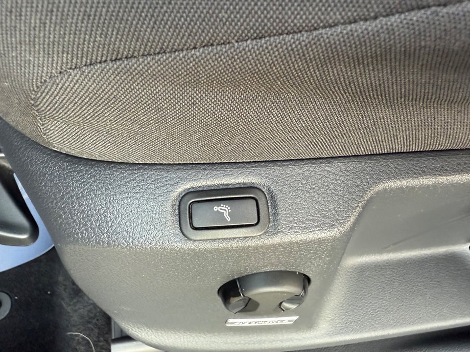 VW Touran 2,0 TDi 150 Comfortline DSG 7prs 5d