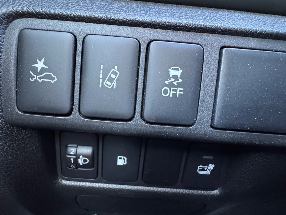 Mitsubishi Eclipse Cross 2,4 PHEV Sport Lux CVT 4WD 5d