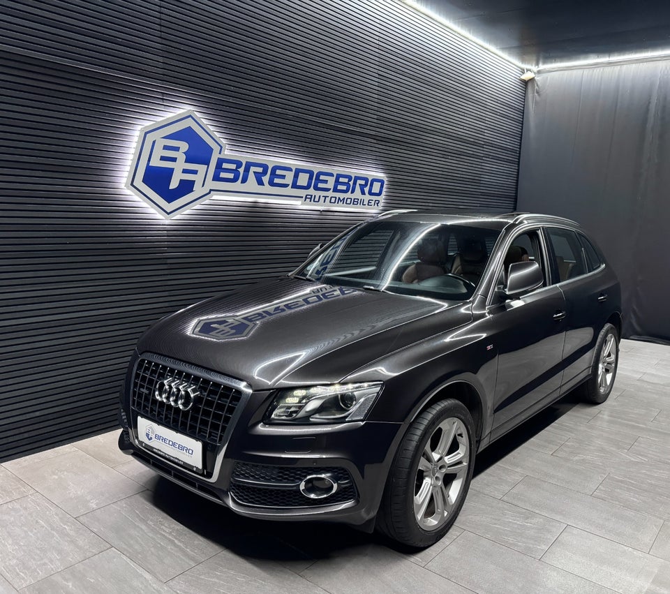 Audi Q5 3,0 TDi 240 S-line quattro S-tr. 5d