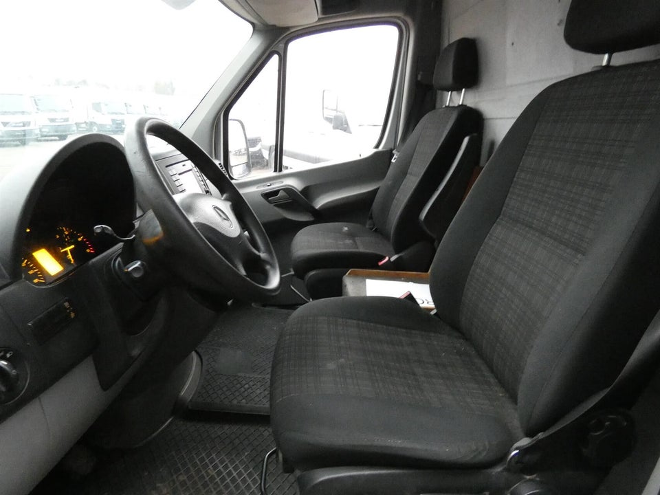 Mercedes Sprinter 316 2,2 CDi R2 Kassevogn 5d