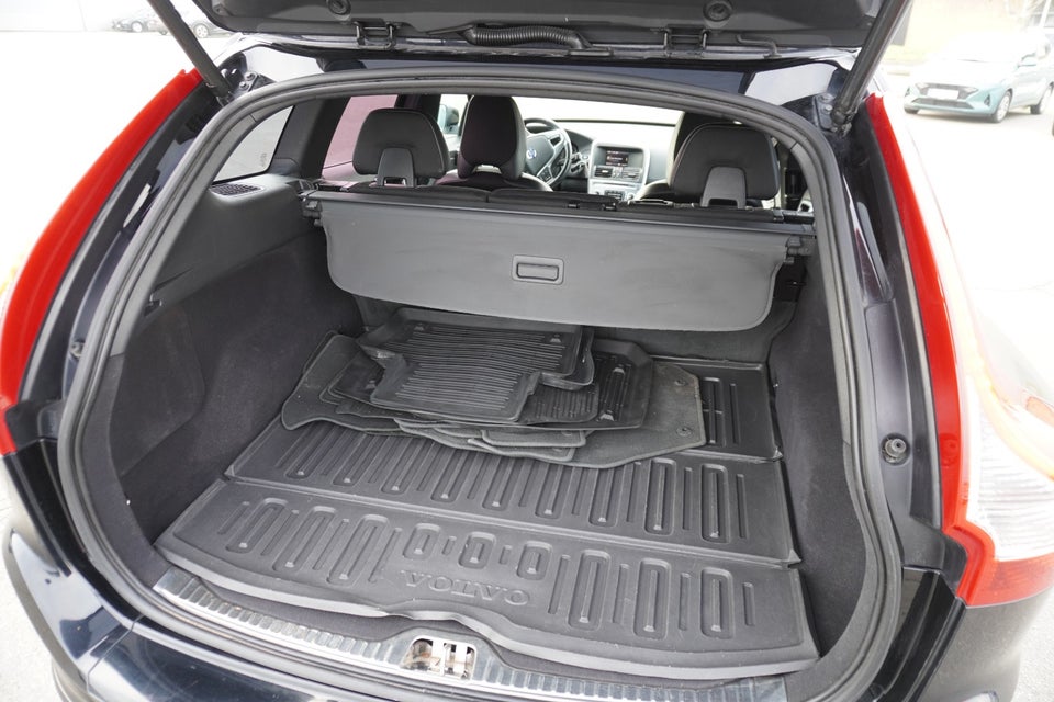 Volvo XC60 2,0 D3 150 Momentum aut. 5d