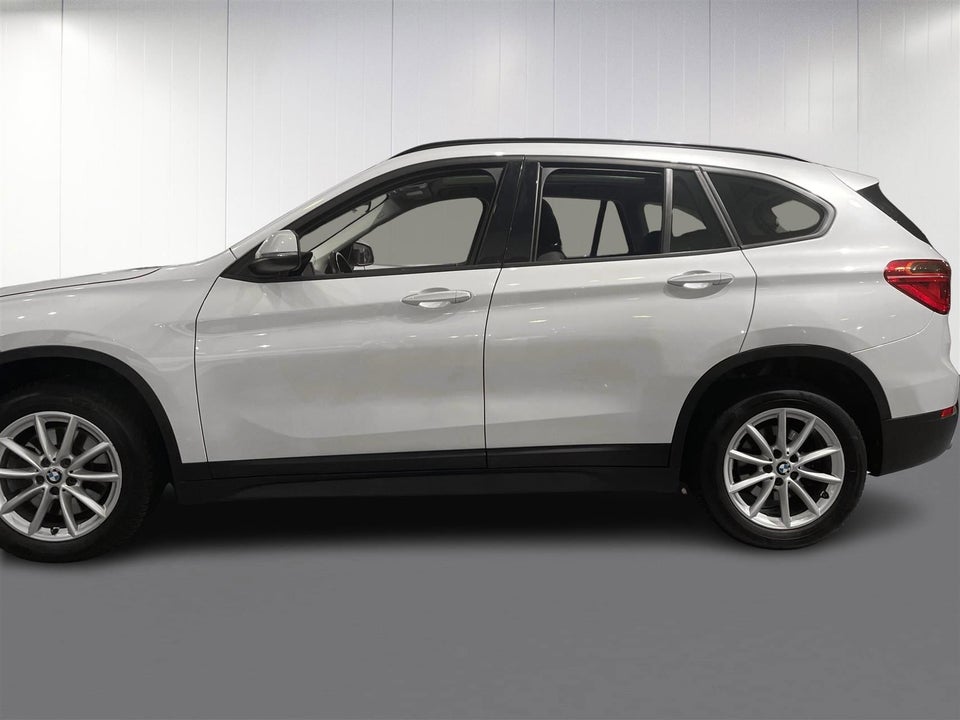 BMW X1 2,0 sDrive20i Advantage aut. 5d