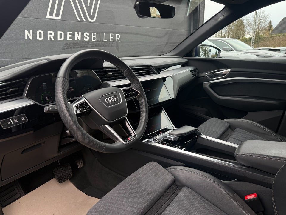 Audi e-tron 55 S-line quattro 5d