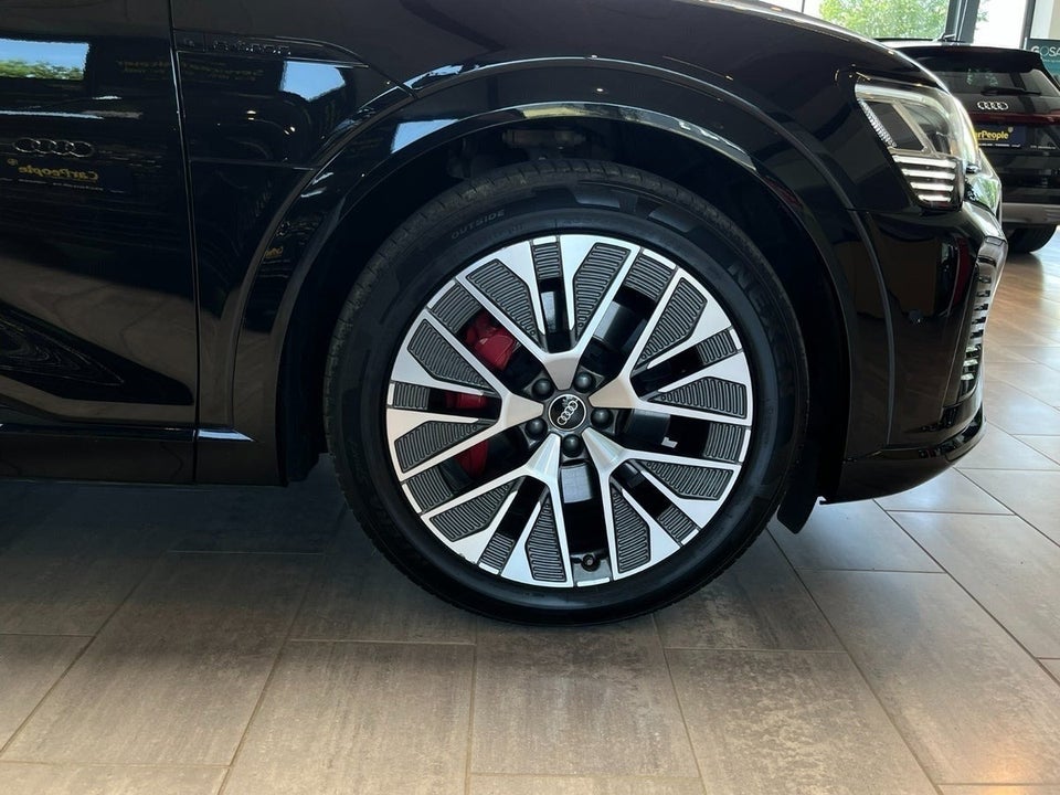 Audi Q8 e-tron 55 S-line Sportback quattro 5d