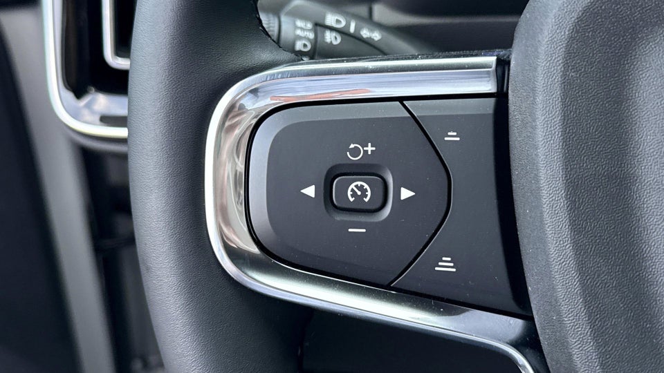 Volvo XC40 P6 ReCharge Plus 5d