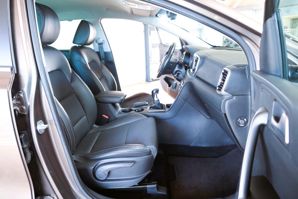 Kia Sportage 1,6 GDi Advance 5d