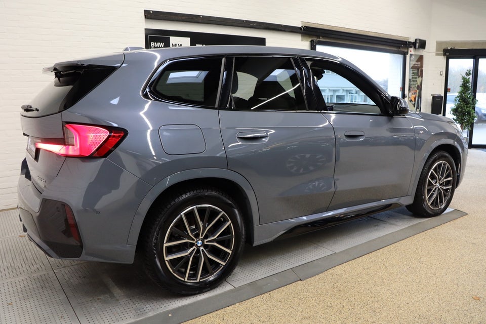BMW iX1 xDrive30 M-Sport Premium 5d