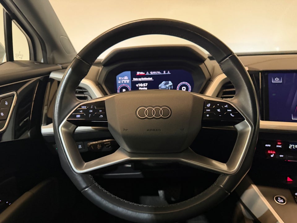 Audi Q4 e-tron 40  5d