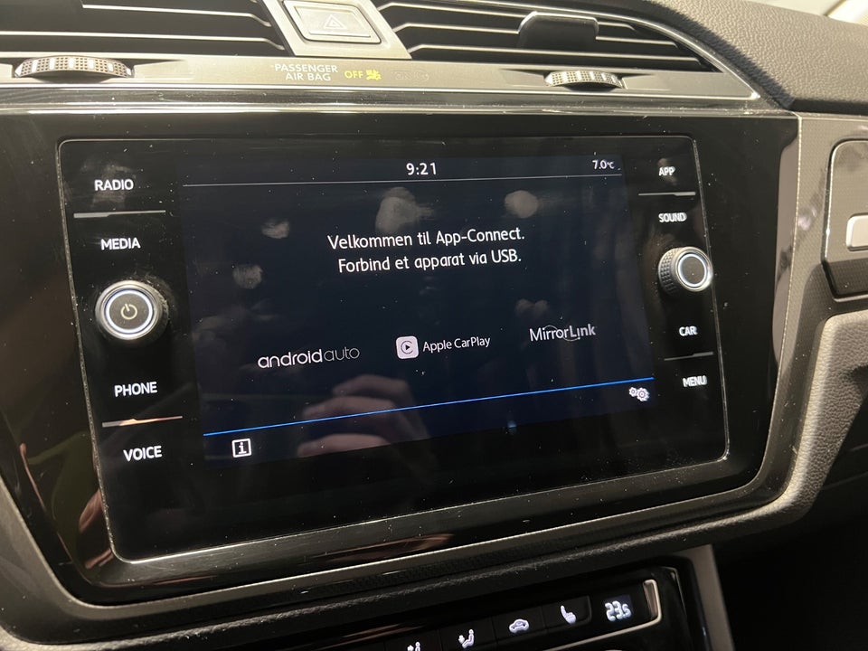 VW Touran 1,6 TDi 115 IQ.Drive DSG 7prs 5d