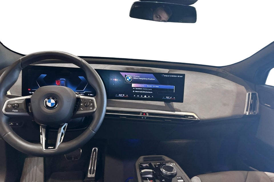 BMW iX xDrive60 Fully Charged 5d