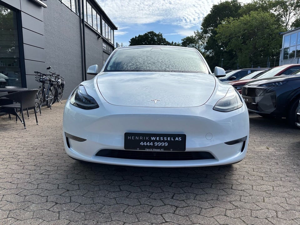 Tesla Model Y Long Range AWD 5d