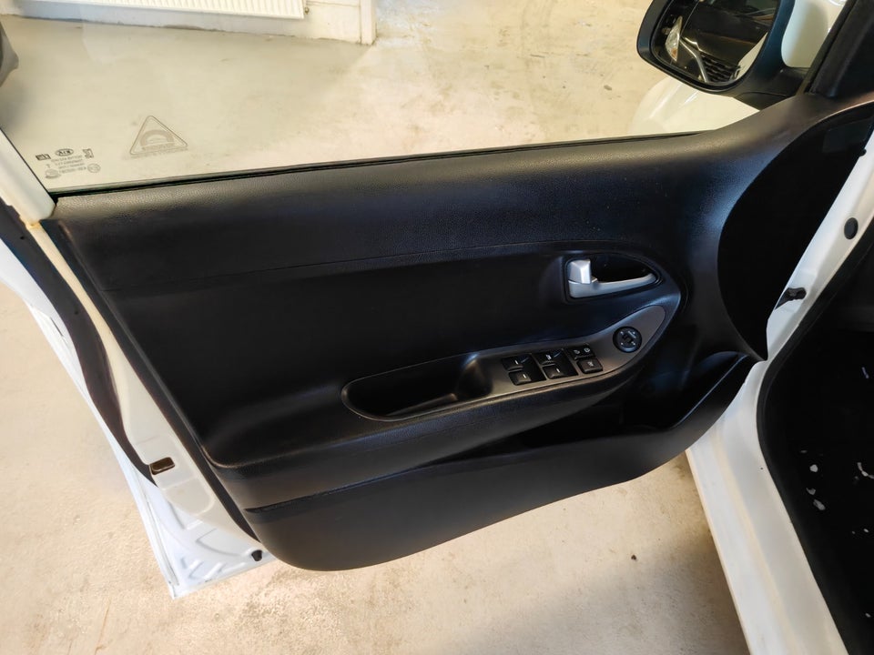 Kia Picanto 1,0 Active 5d