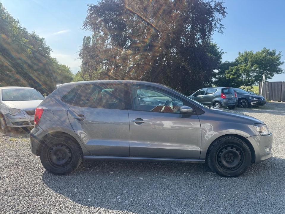 VW Polo 1,6 TDi 90 Trendline DSG 5d