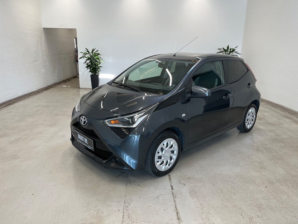 Toyota Aygo 1,0 VVT-i x-pression 5d