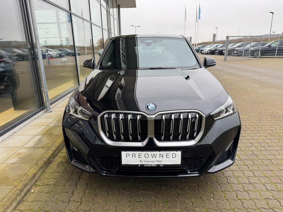 BMW iX1 xDrive30 M-Sport 5d